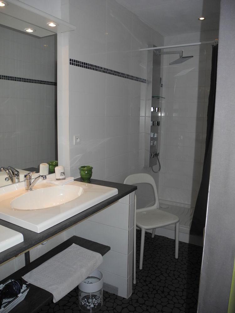 Le Comptoir Du Ranc De Bannes Hotel Sumène Esterno foto