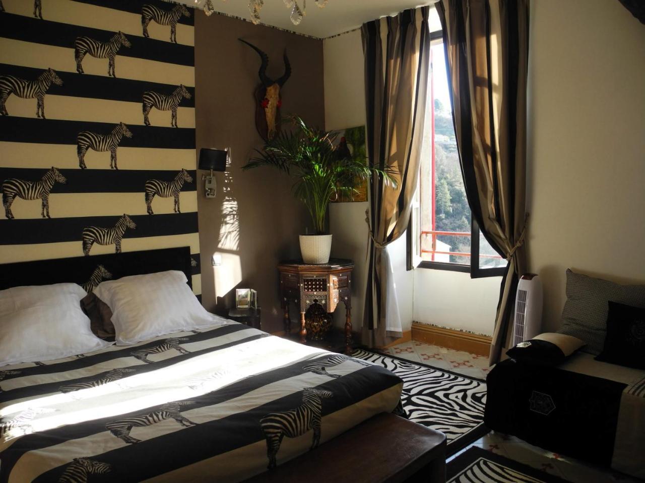 Le Comptoir Du Ranc De Bannes Hotel Sumène Esterno foto